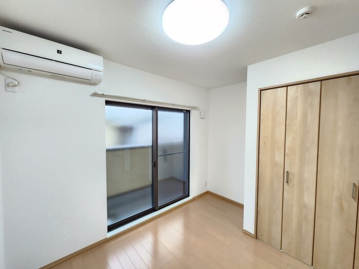 物件内観写真12　(居室)