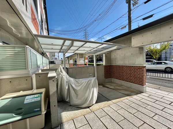 バイク置き場