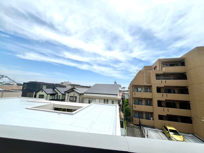 物件内観写真22　(室内からの展望)