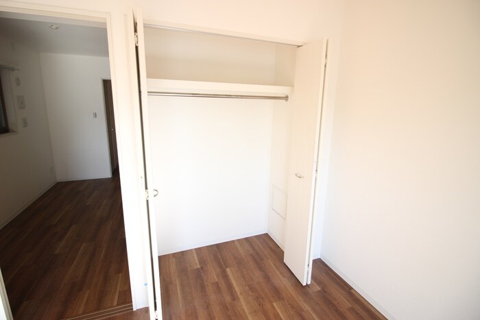 物件内観写真15　(収納)