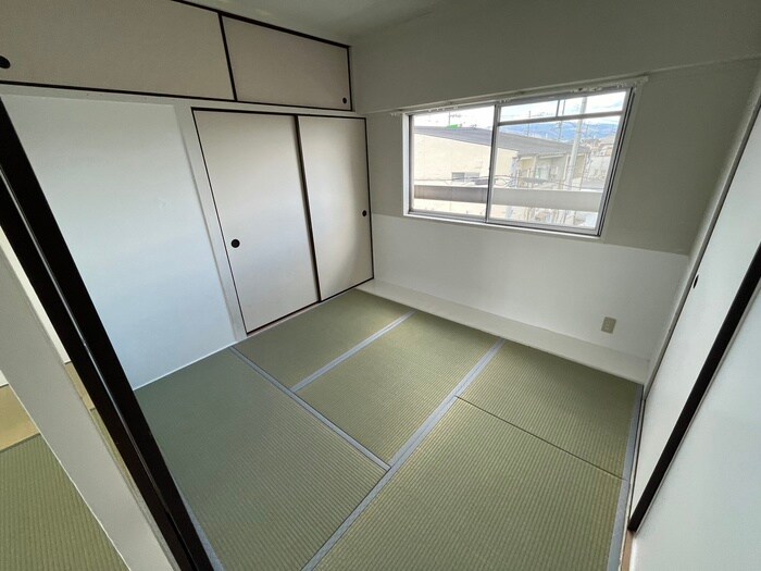 物件内観写真8　(居室)