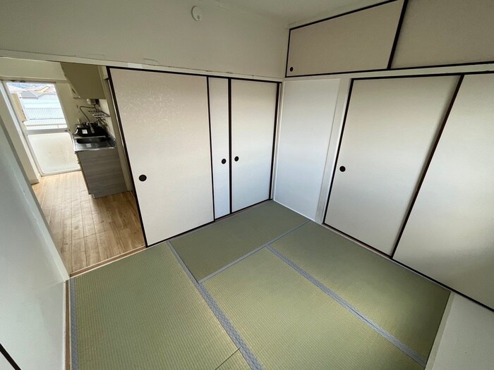 物件内観写真9　(居室)