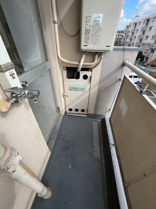 物件内観写真12　(洗濯機置場)