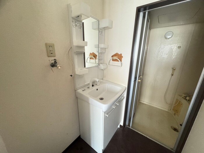 物件内観写真10　(洗面)