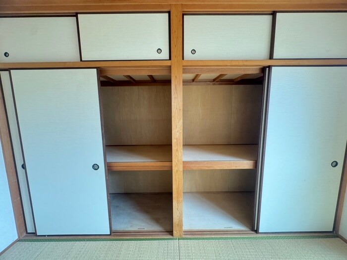 物件内観写真13　(収納)