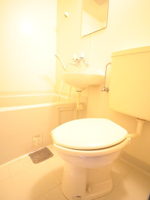 物件内観写真7　(トイレ)