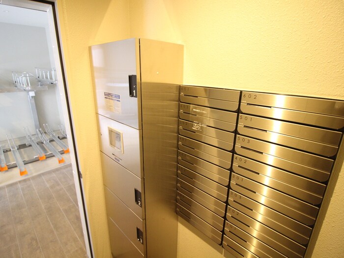 物件外観写真4　(建物設備)