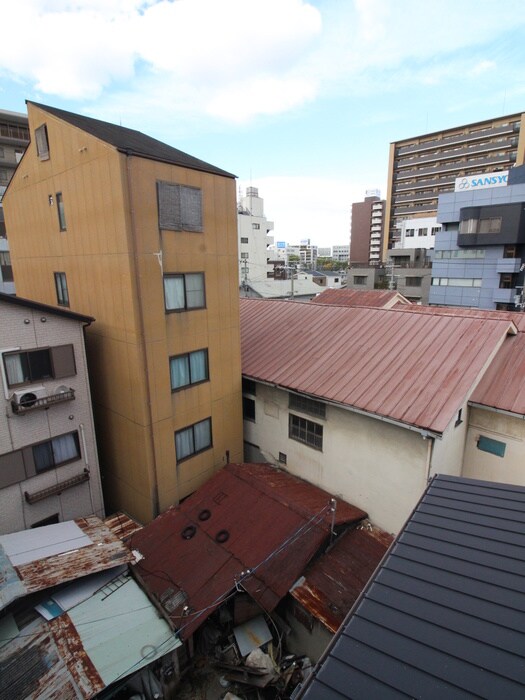 物件内観写真19　(室内からの展望)