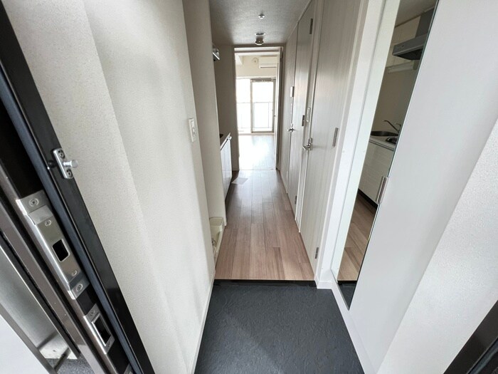 物件内観写真19　(廊下)