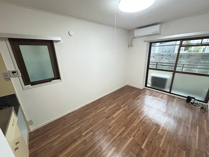 物件内観写真17　(居室)