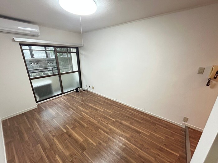 物件内観写真18　(居室)