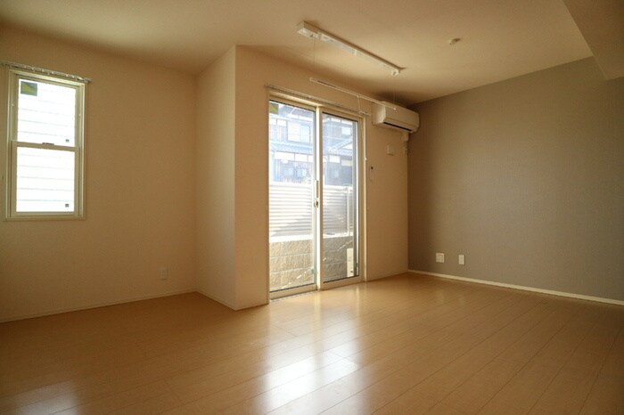 物件内観写真12　(居室)