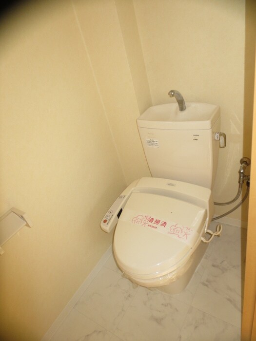 物件内観写真8　(トイレ)