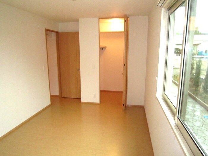 物件内観写真10　(居室)