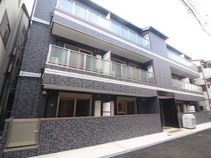 物件外観写真1　(外観写真)