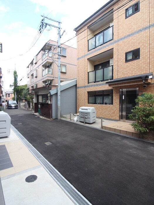 物件内観写真22　(室内からの展望)