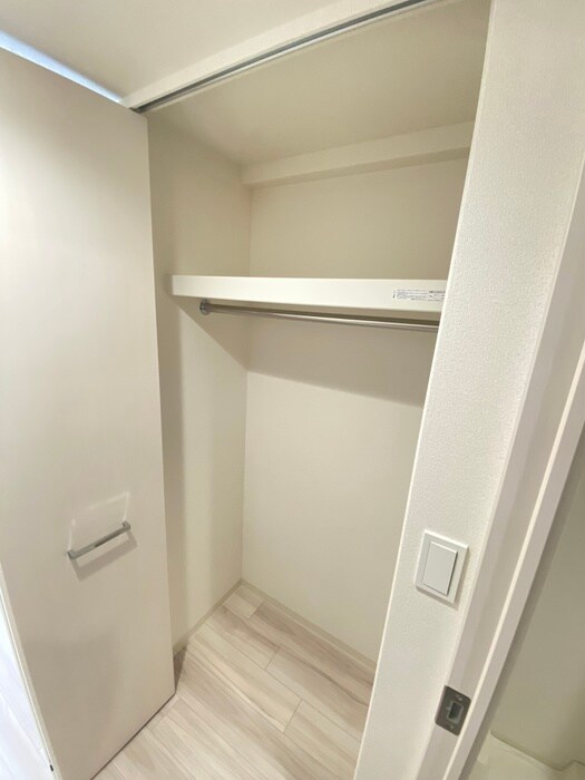 物件内観写真13　(収納)