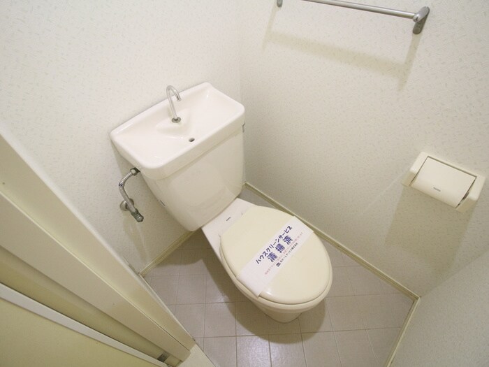 物件内観写真12　(トイレ)