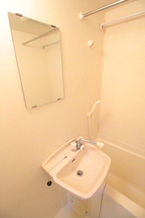 物件内観写真11　(洗面)