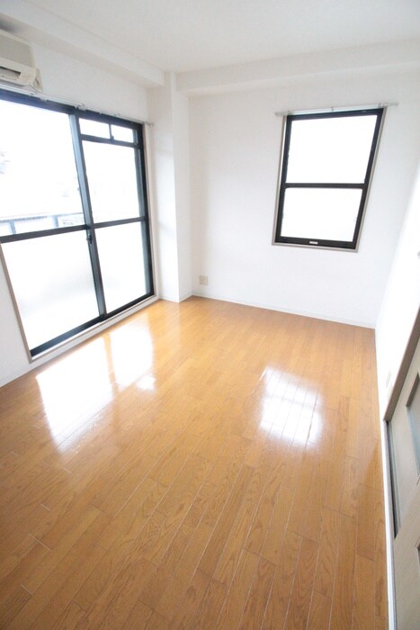 物件内観写真18　(居室)