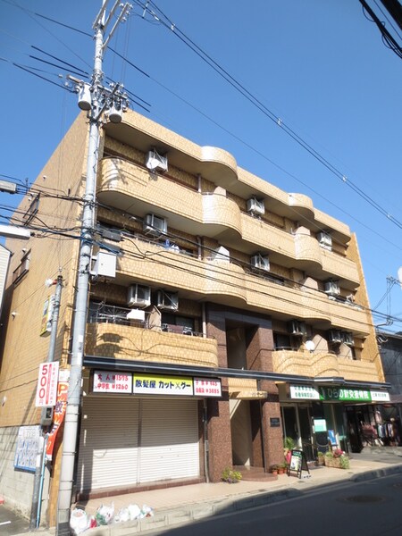 サンサ－ラ嵯峨野外観写真