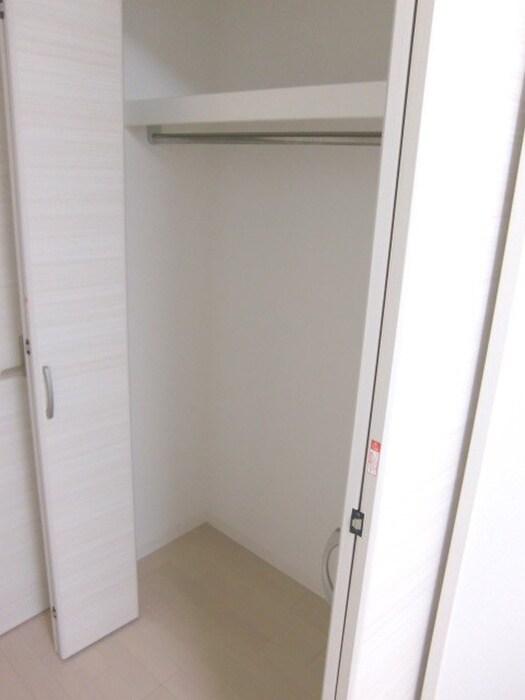 物件内観写真11　(収納)