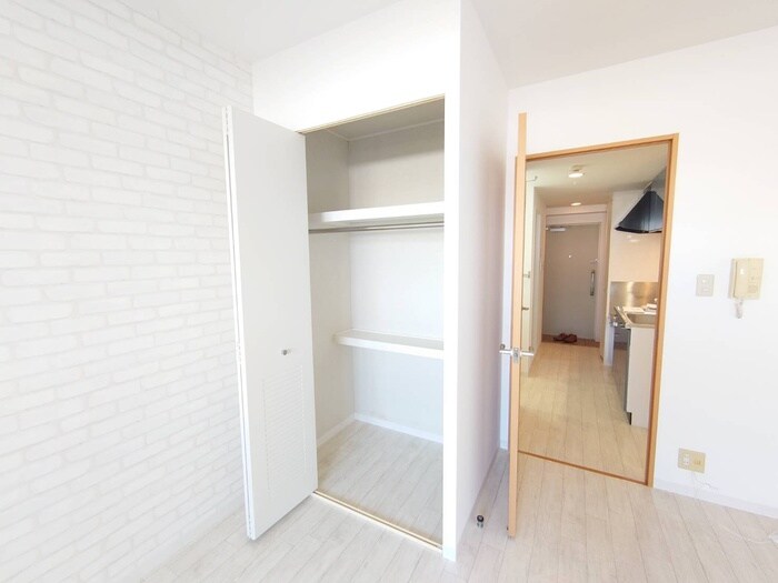 物件内観写真11　(収納)
