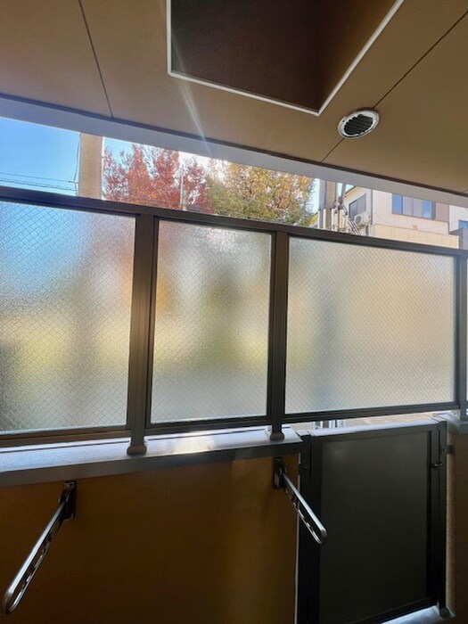 物件内観写真16　(室内からの展望)