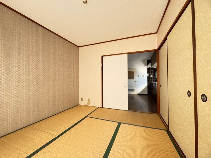 物件内観写真9　(居室)