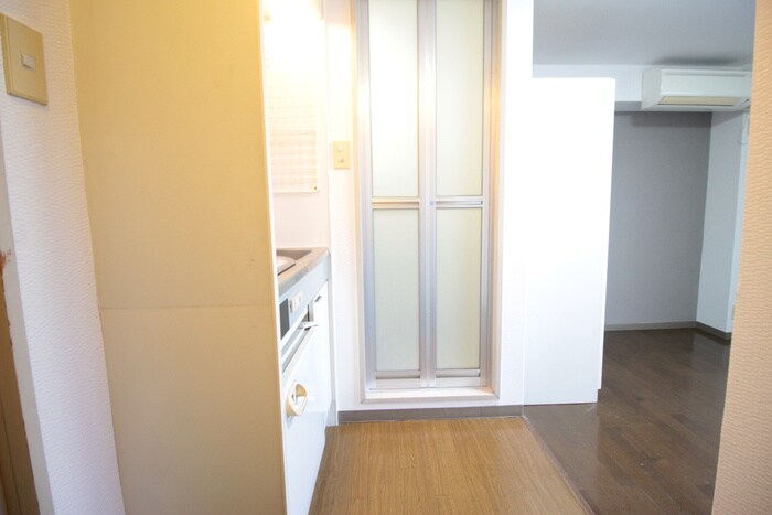 物件内観写真13　(廊下)