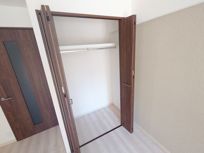 物件内観写真13　(収納)