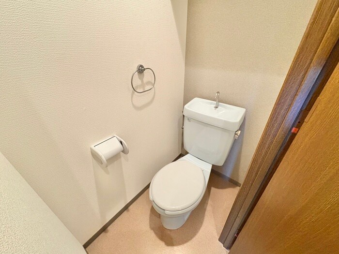 物件内観写真10　(トイレ)