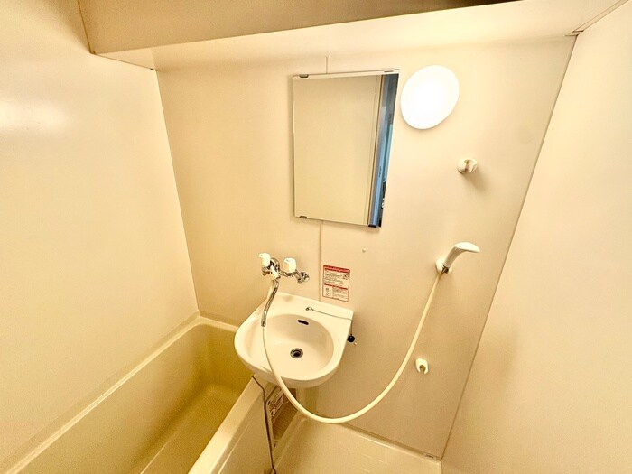 物件内観写真11　(洗面)