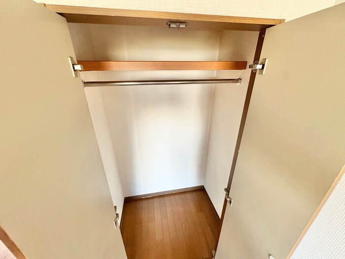 物件内観写真12　(収納)