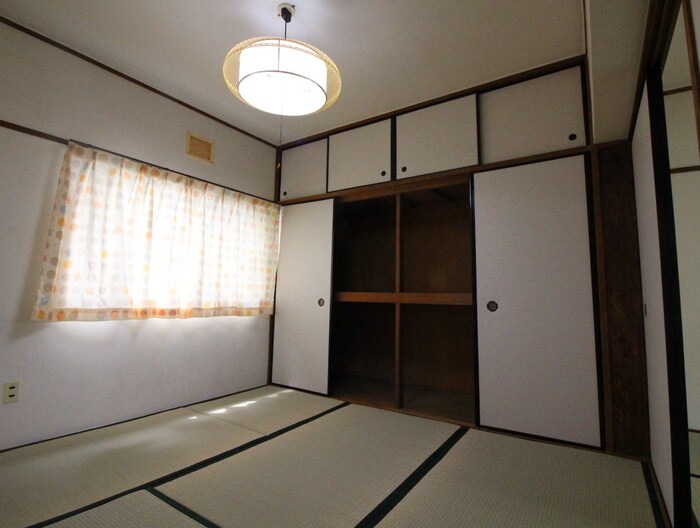 物件内観写真6　(居室)