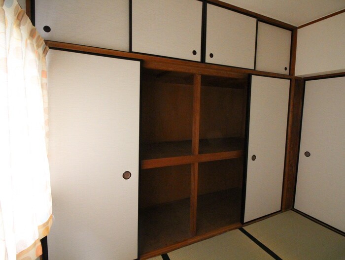 物件内観写真13　(収納)