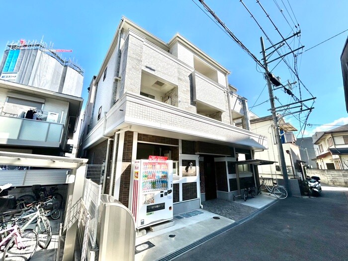 物件外観写真1　(外観写真)