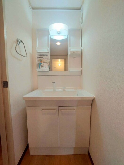 物件内観写真10　(洗面)