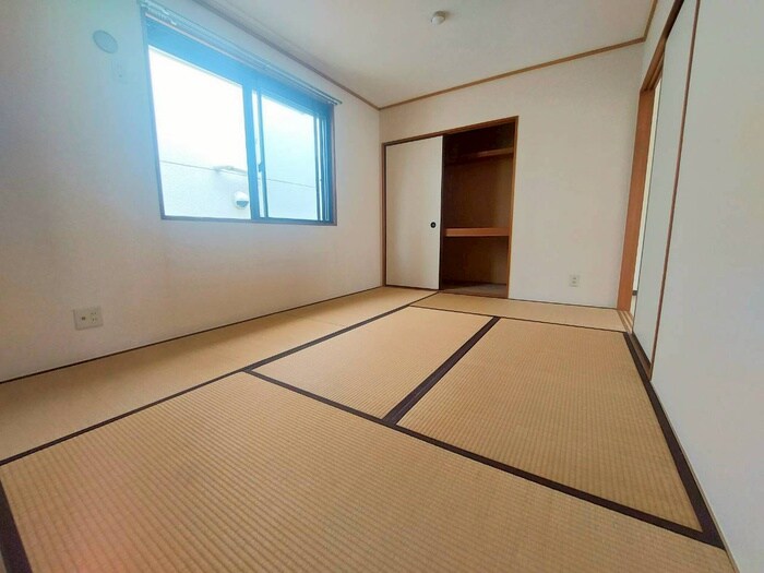 物件内観写真18　(居室)