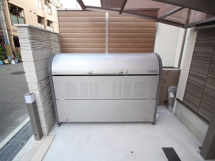 物件外観写真4　(建物設備)