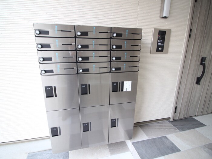 物件外観写真6　(建物設備)