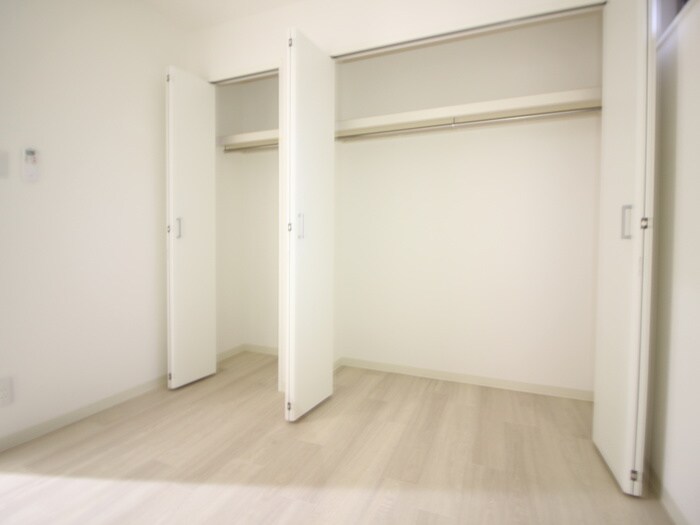 物件内観写真13　(収納)