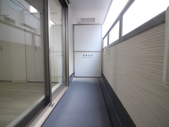 物件内観写真16　(ベランダ・バルコニー)