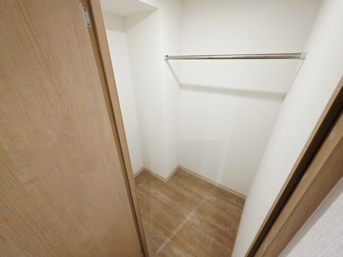 物件内観写真13　(収納)