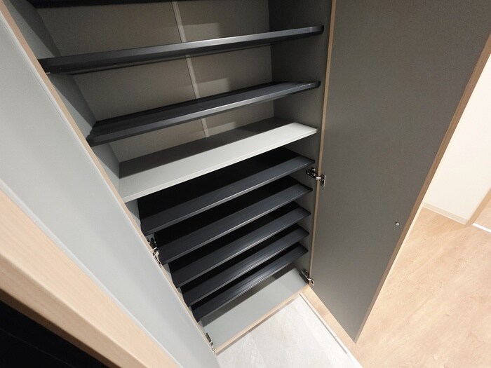 物件内観写真16　(靴箱)