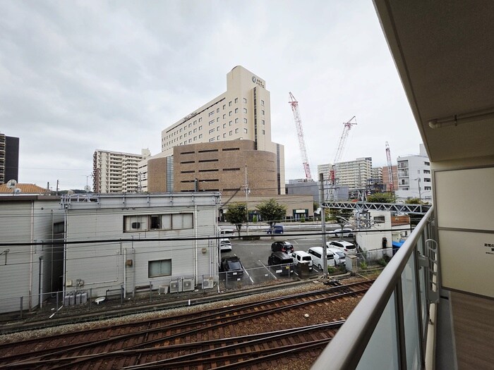 物件内観写真18　(室内からの展望)