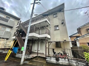クレール・コートA棟外観写真