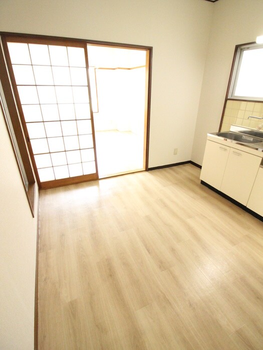 物件内観写真8　(居室)