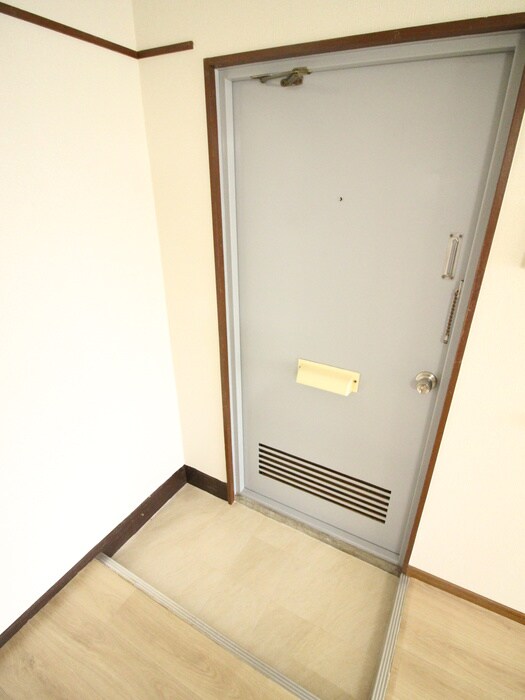 物件内観写真22　(玄関)