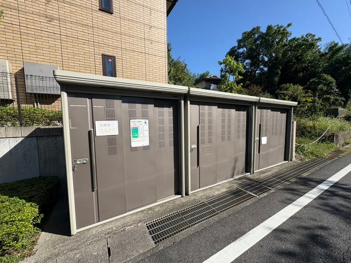 物件外観写真4　(建物設備)